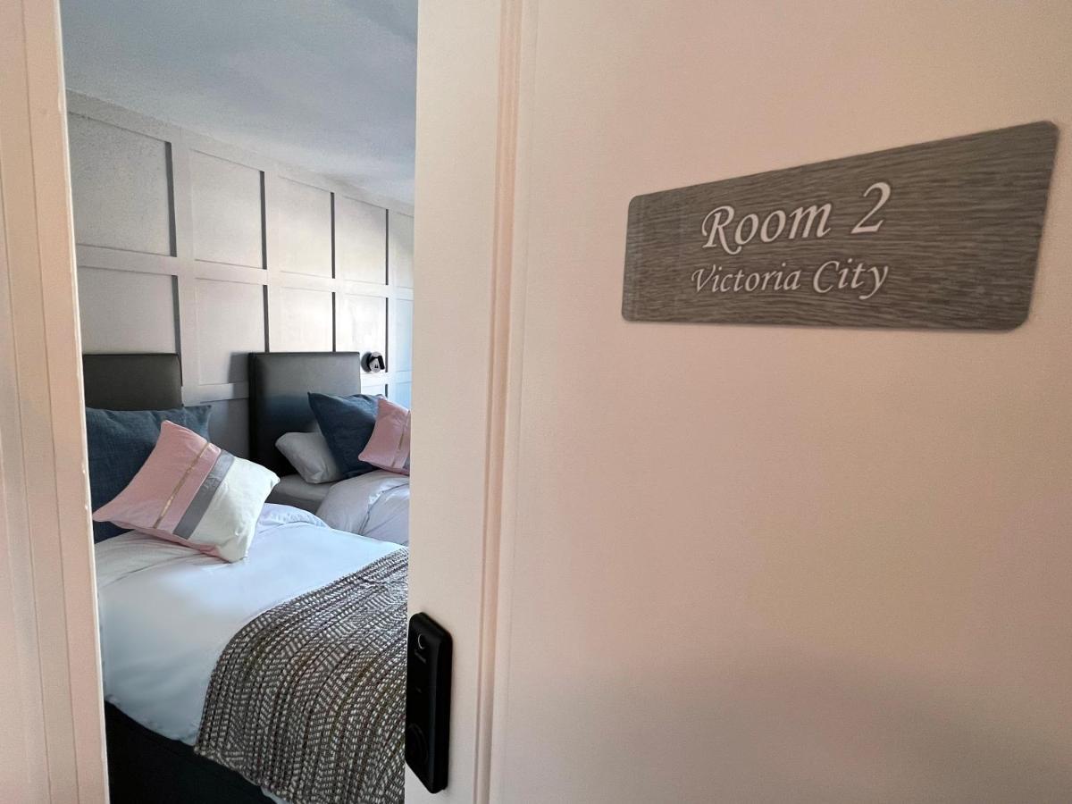 United Home B&B Салфорд Екстериор снимка
